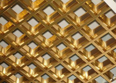 Потолок Грильято пирамидальный в комплекте 100х100х35 золото А111 цена