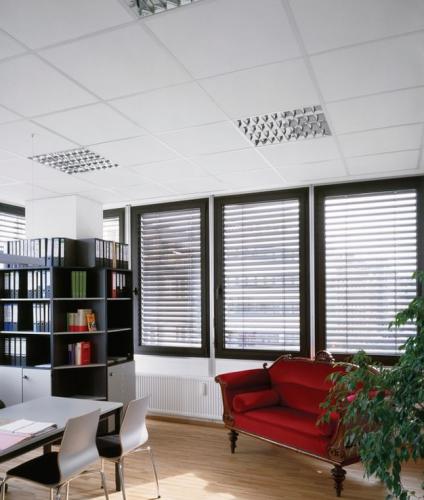 Интерьер офиса с потолком Ultima+ board 600x600x19