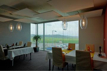 Ресторан с подвесным потолком Optima Canopy Square Ресторан с подвесным потолком Optima Canopy Square