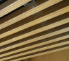 Кубообразный реечный потолок A38S  текстура дерева W212-1214; W203-1013